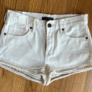 🌸 Spring Sale 🌸  Kendall & Kylie white denim embellished fringed shorts